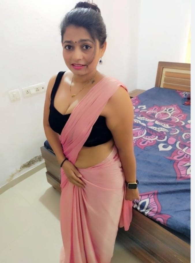 Ahmedabad call top 9304615127 model college call girl service available in