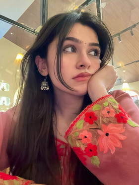 Bhopal Top model 𝟵𝟯𝟬𝟰𝟲𝟭𝟱𝟭𝟮𝟳 college call girl service available in