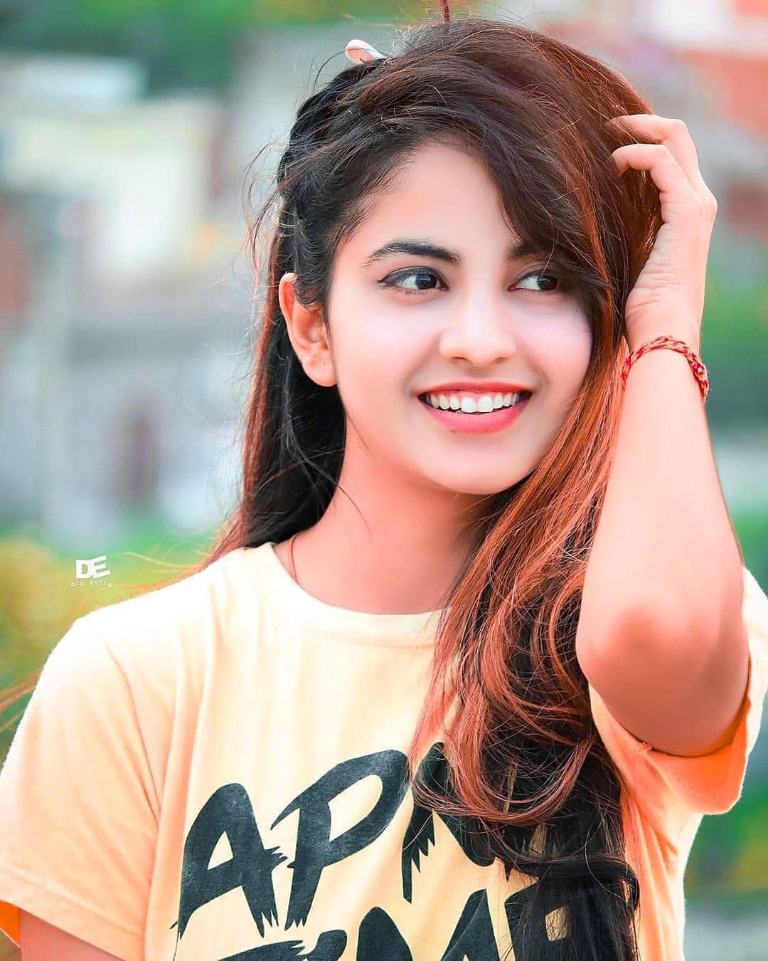 Rajgir top 𝟵𝟯𝟬𝟰𝟲𝟭𝟱𝟭𝟮𝟳 college call girl service available in