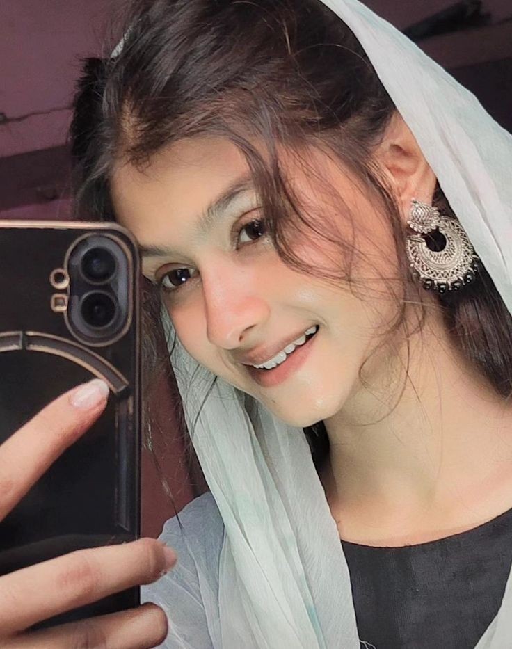 Patna top 𝟵𝟯𝟬𝟰𝟲𝟭𝟱𝟭𝟮𝟳 college call girl service available in