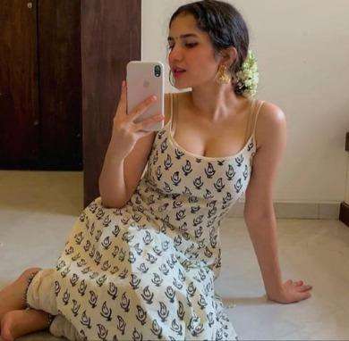 Alappuzha top 𝟵𝟯𝟬𝟰𝟲𝟭𝟱𝟭𝟮𝟳 college call girl service available in