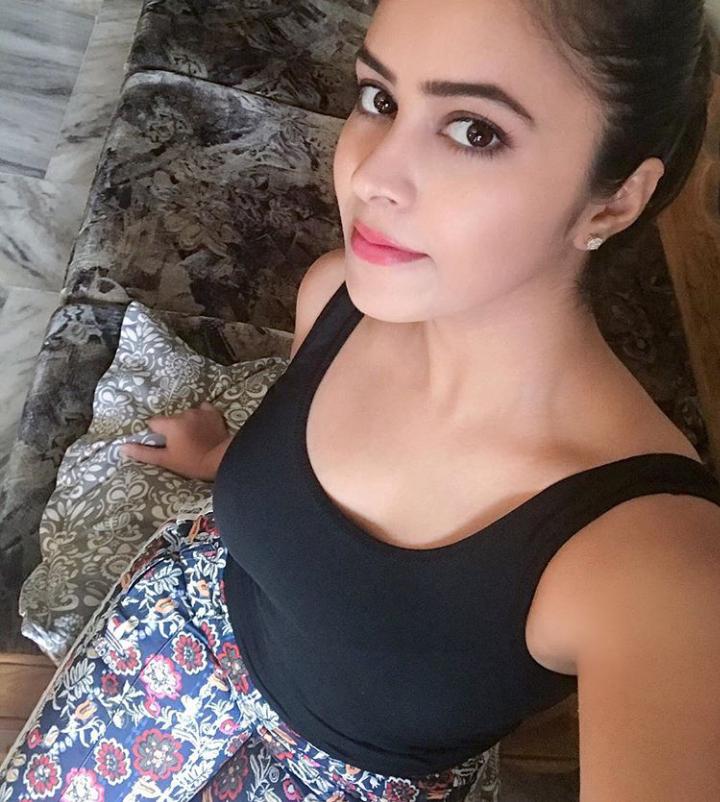 Puri Top model 𝟵𝟯𝟬𝟰𝟲𝟭𝟱𝟭𝟮𝟳 college call girl service available in