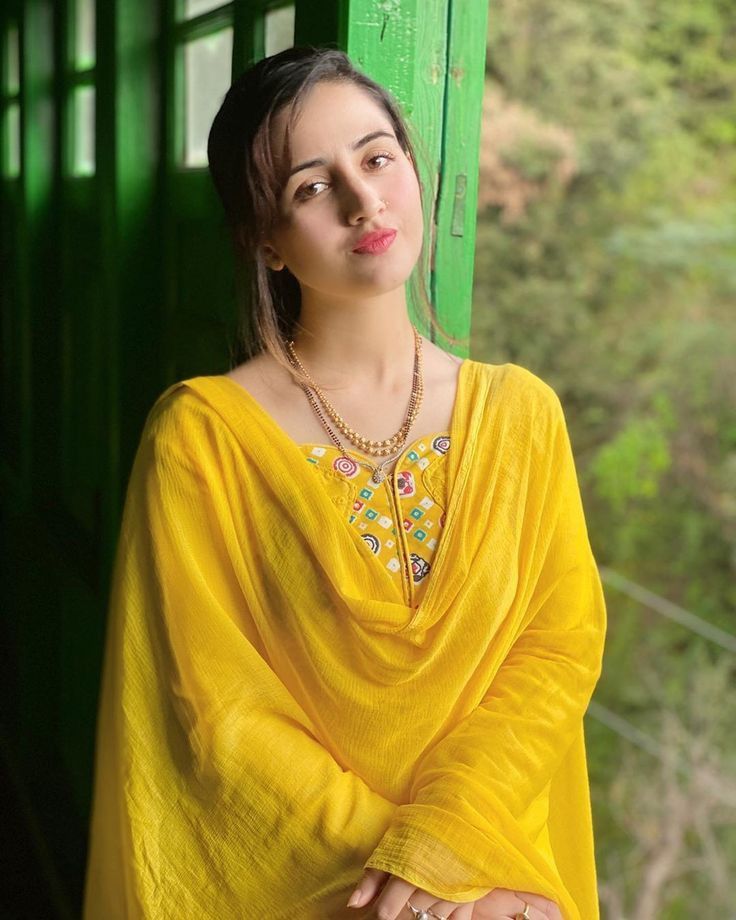 ꧅Call Girls In⎝← Delhi>Karol Bagh)⎝<9643442675 Mt Escort Service⫸