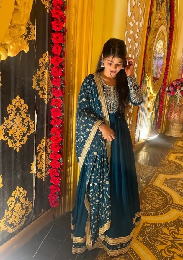 HOUSE’ 🌿 service 💐hotel🌴 service 🌷full 🥀enjoy 💯🍃 full safety full coperate