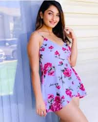 Call Girls in & Geetanjali Enclave Delhi 70 42 10 45 24 EscorTs Service