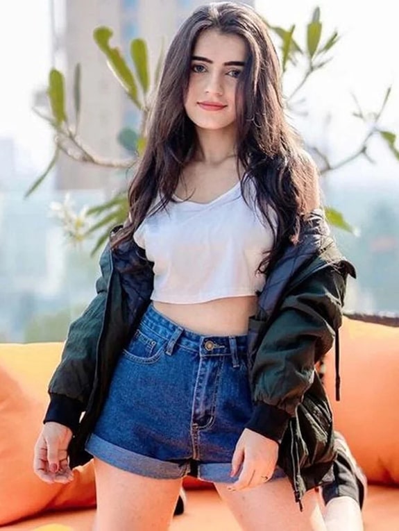 Call Girls in Akshardham—>(( 𝟵𝟓𝟓𝟓𝟕𝟕𝟯𝟴𝟯𝟲))—>Delhi NCR