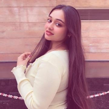 Haldwani Top model 𝟵𝟯𝟬𝟰𝟲𝟭𝟱𝟭𝟮𝟳 college call girl service available in