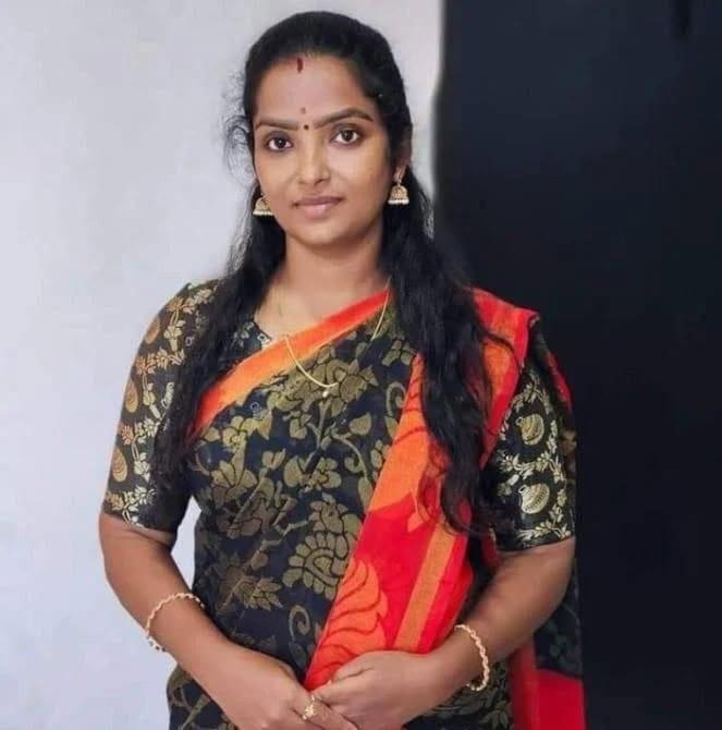 Bankura Call me 𝟵𝟯𝟬𝟰𝟲𝟭𝟱𝟭𝟮𝟳 for college call girl service available in