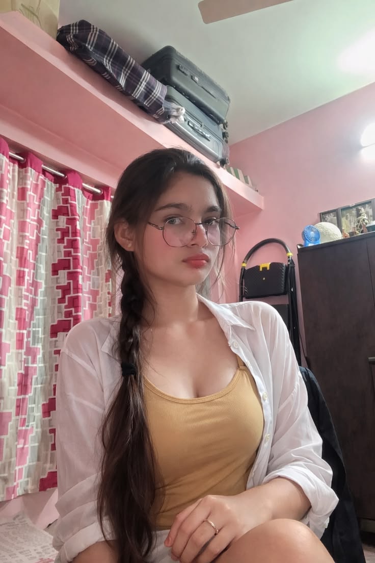 No time pass service High profile college girl available call me