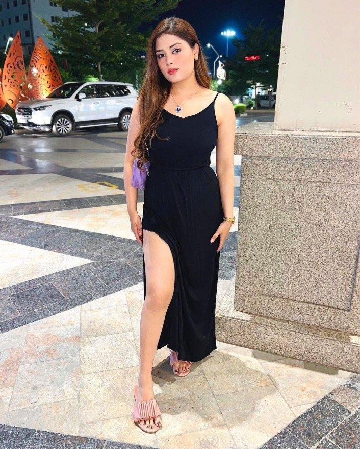 9582086666 Call Girls in Arjun Nagar Saket Indian Russian Nepali Model