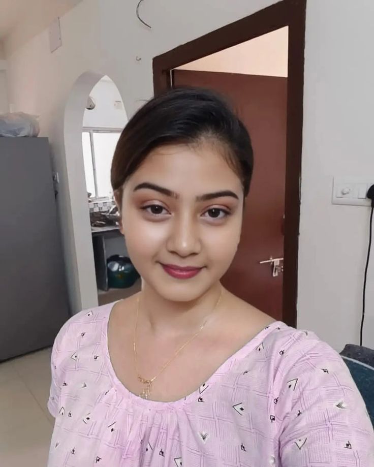 ❣️⭐➡️HOT & SEXY MODELS // COLLEGE girl housewife aunty bhabhi available callme 🌹