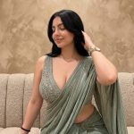 Sage-green-saree_-1-My-self-control_-0-1