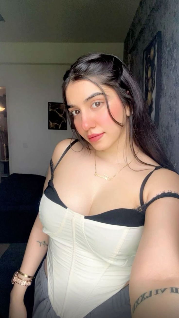Call Girls In Shalimar Bagh Delhi | +91–7428890977 | Escorts Service