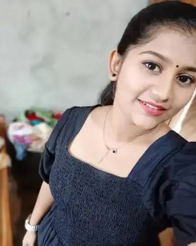 HOT LOW REET ↠ℭaℒℒ ℊiℛℒs (DeℒhI)⎷Kamla Nagar↠70421↠04524 CALL ME