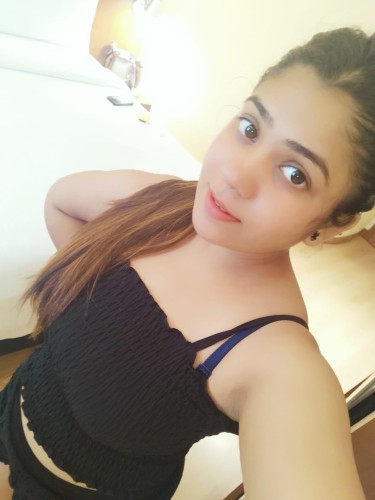 Top model 𝟵𝟯𝟬𝟰𝟲𝟭𝟱𝟭𝟮𝟳 college call girl service available in