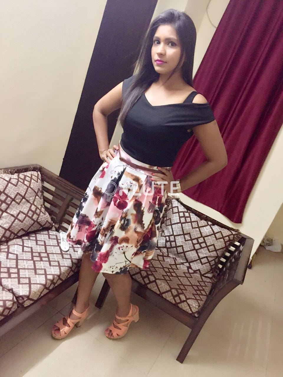 Faizabad Top model 𝟵𝟯𝟬𝟰𝟲𝟭𝟱𝟭𝟮𝟳 college call girl service available in