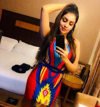 Rajkot Top model 𝟵𝟯𝟬𝟰𝟲𝟭𝟱𝟭𝟮𝟳 college call girl service available in
