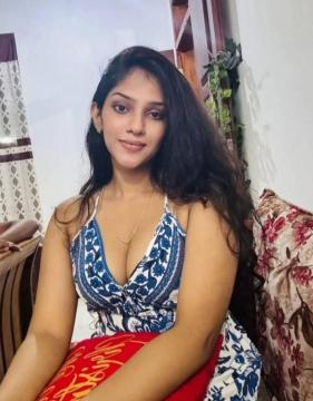 Bhilai Top model 𝟵𝟯𝟬𝟰𝟲𝟭𝟱𝟭𝟮𝟳 college call girl service available in