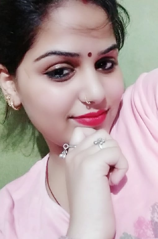 Bilaspur Top model 𝟵𝟯𝟬𝟰𝟲𝟭𝟱𝟭𝟮𝟳 college call girl service available in
