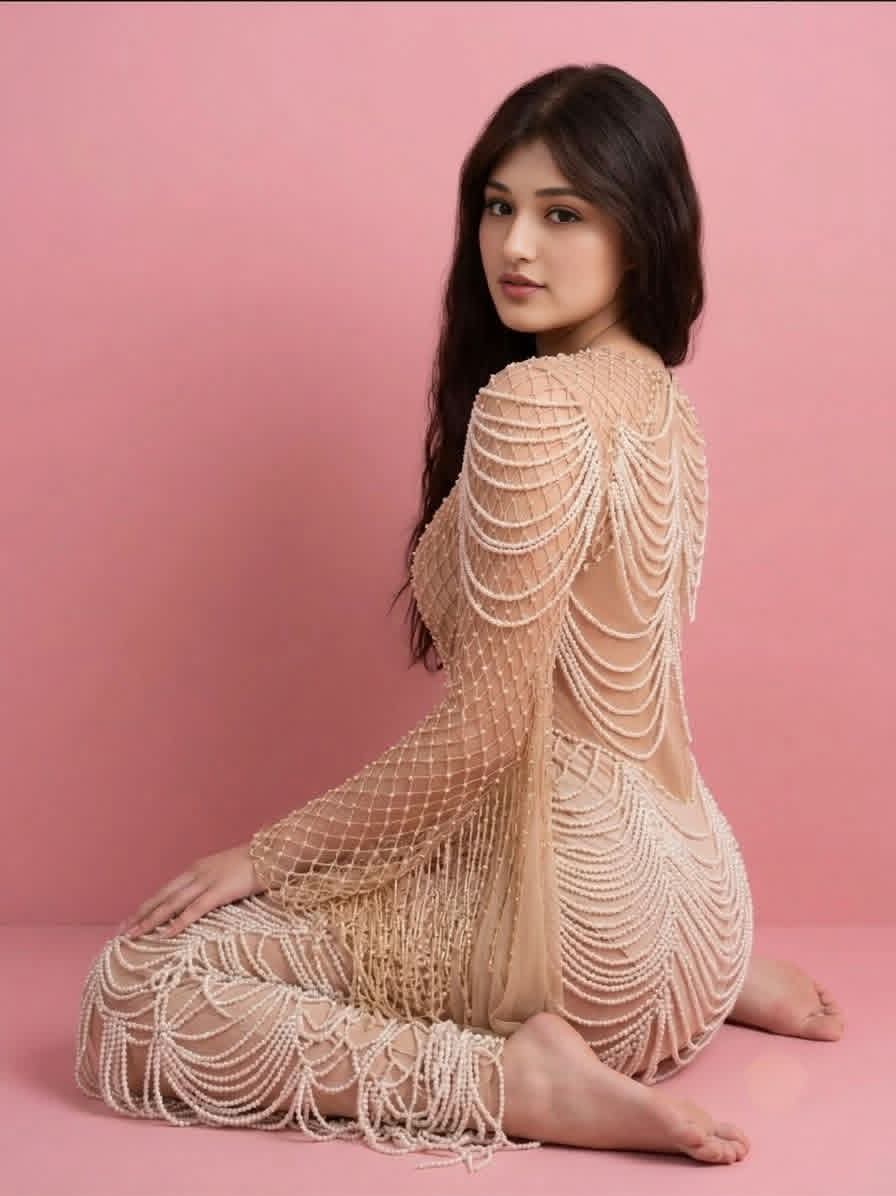 It’s genuine Live full open nude video call sex chat with voice talking service available
