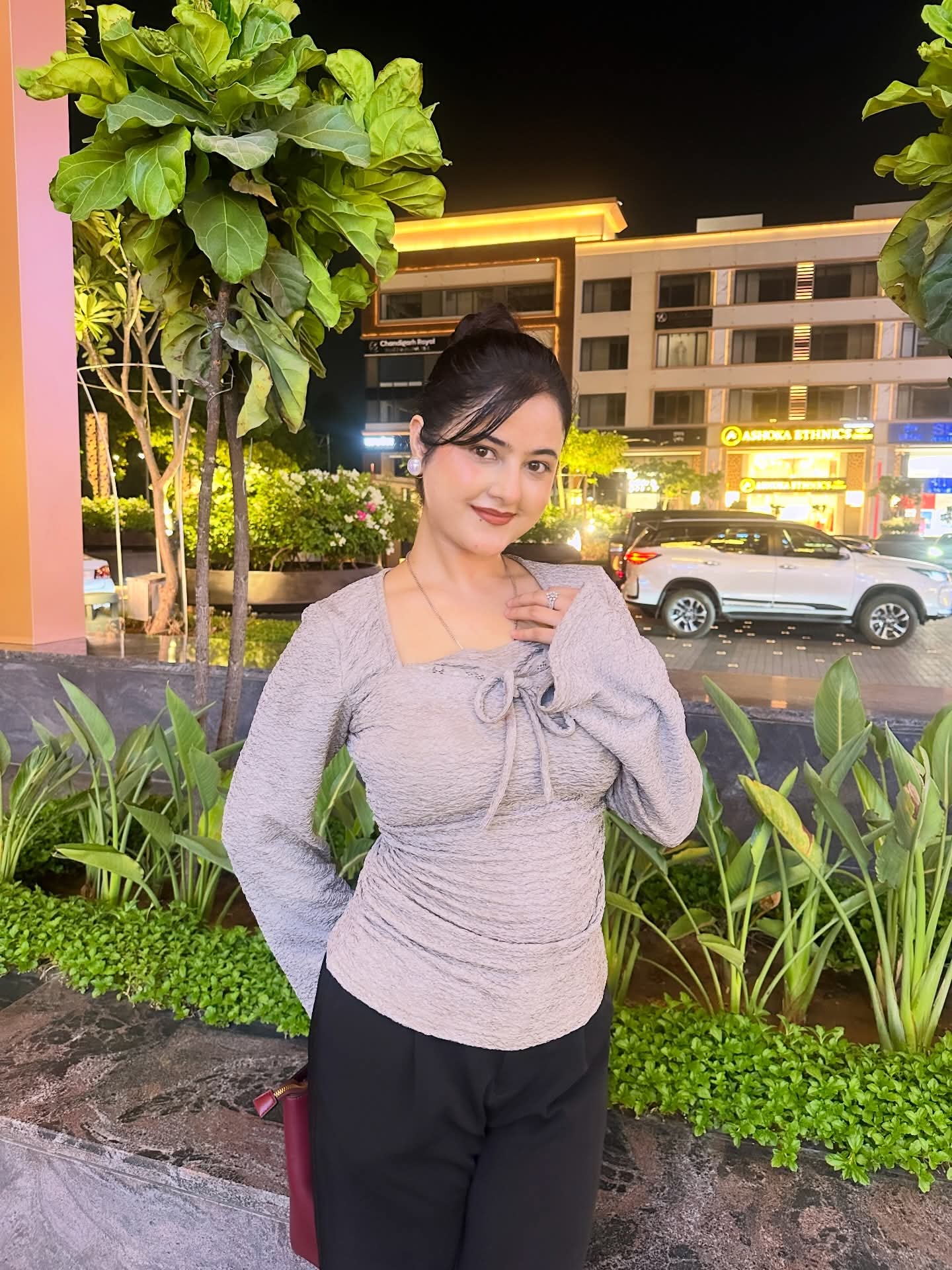 Call me❣️80845**84027❣️safe and secure full gure , satisfied ☑️full enjoyment anal
