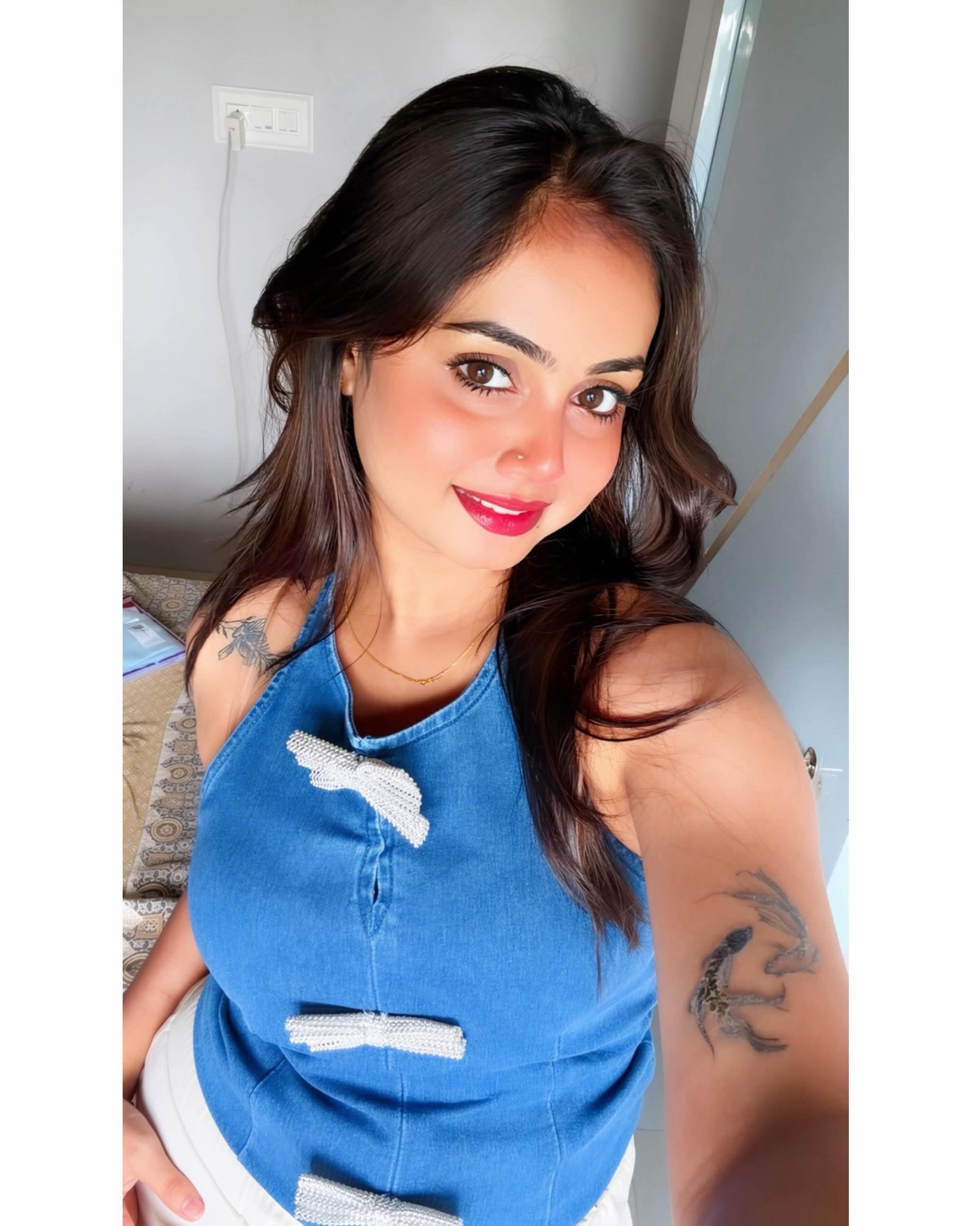 Independent call girl sex service available 24hrs video call service