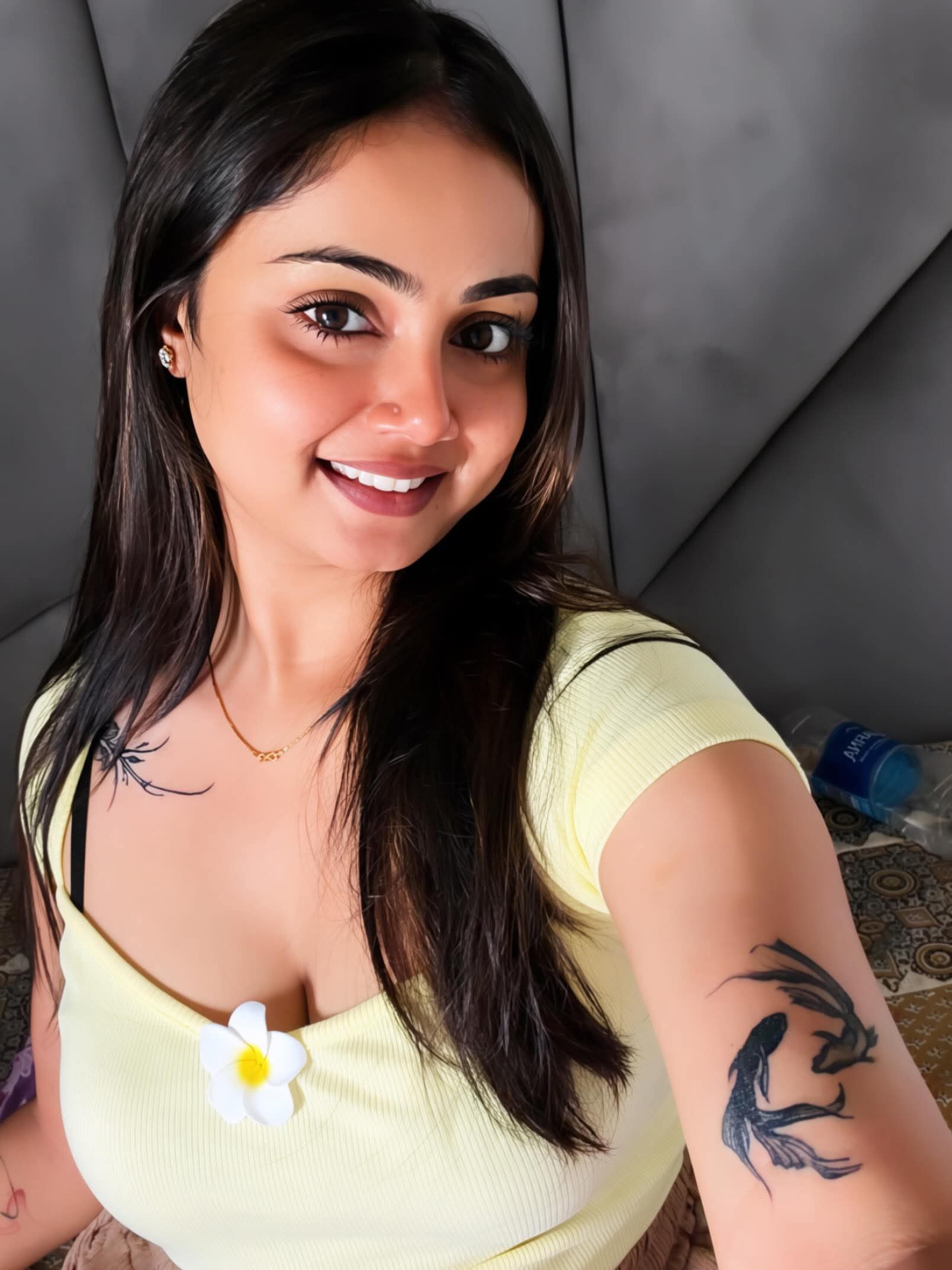 Independent call girl sex service available 24hrs video call service
