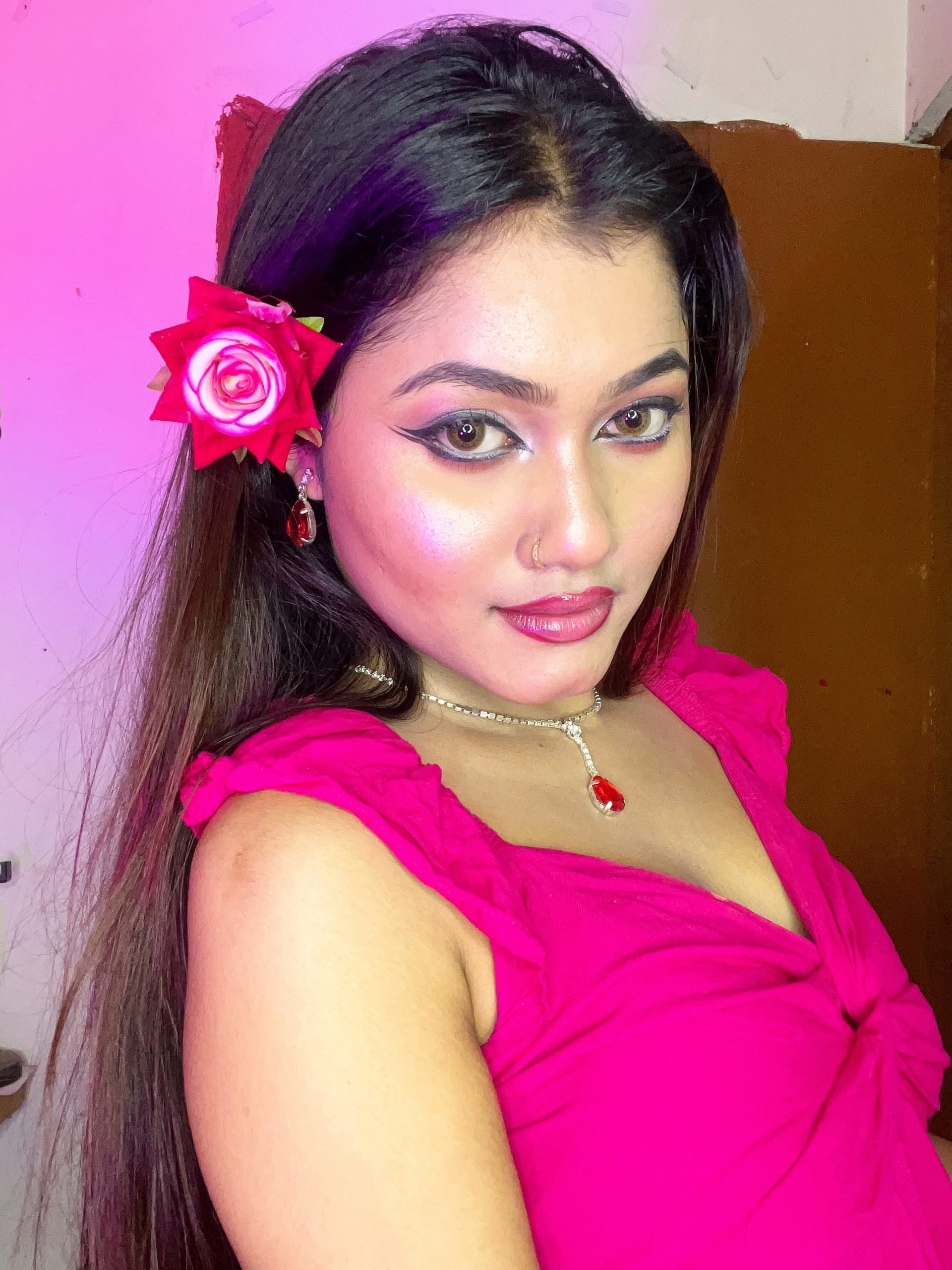 Independent call girl sex service available 24hrs video call service