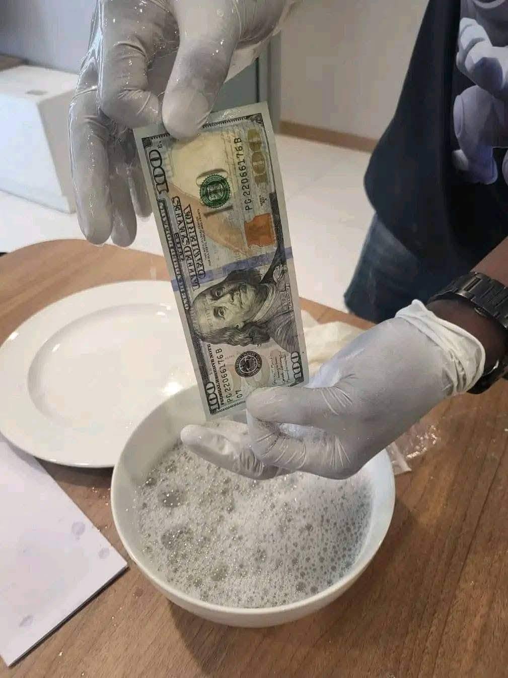 FULLY AUTOMATIC MACHINES FOR CLEANING BLACK MONEY AND ACTIVATING MACHINE