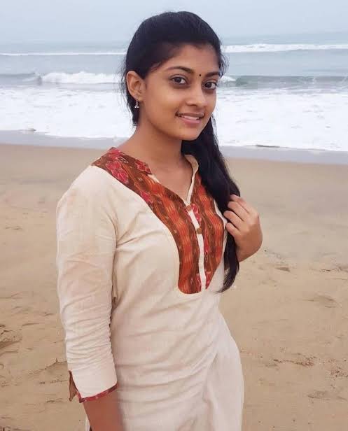 Thalassery call girl ❤️ 8092//309//392 ❤️ call girls in escort service