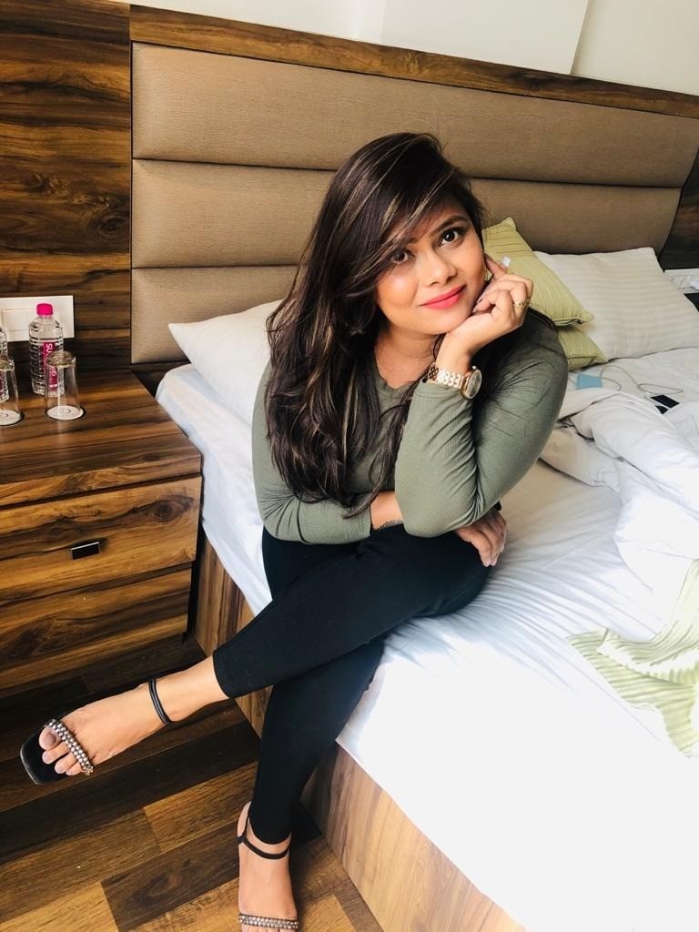 Koderma Neha Sharma call girls VIP escorts service hot and geniune